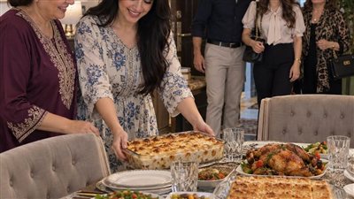 اخويا عزم خطيبته