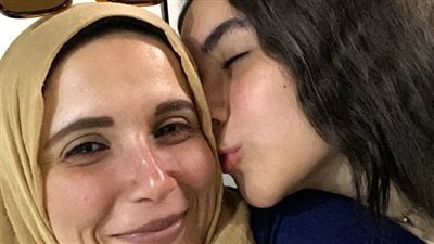 حماتي جات تعيش معانا 